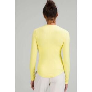 NWT Lululemon Hold Tight Long Sleeve Shirt
Sunlight Yellow 12